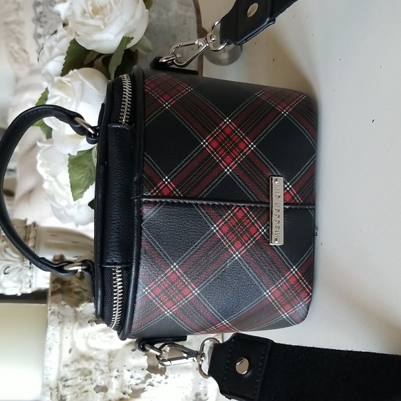 NWOT Madden Girl plaid bag - Picture 2 of 6